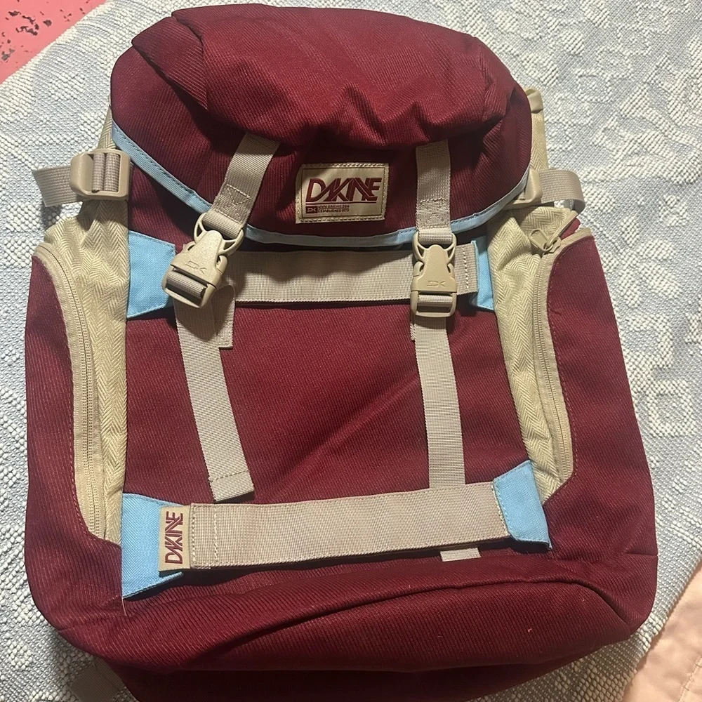 DAKINE Burnside Lap Top Back Pack - Blocks - rare/discontinued.